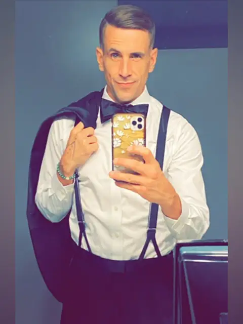 Travis Darker OnlyFans profile