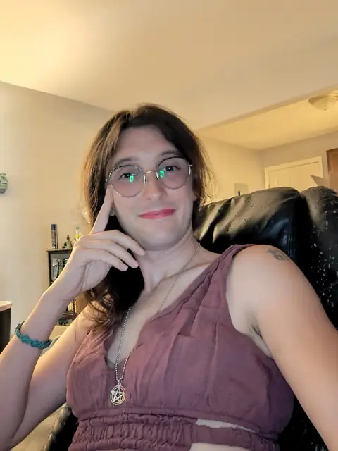 Sarah Otter (Trans) on OnlyFans