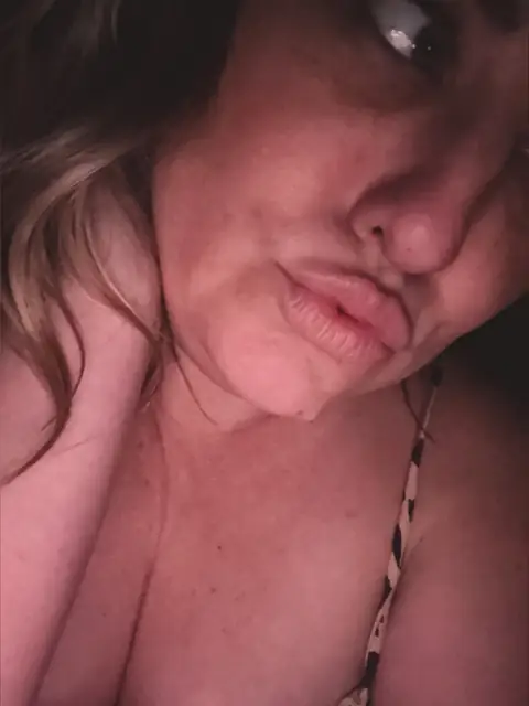 BareFootBabe on OnlyFans