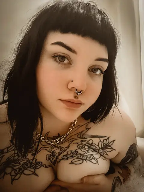 Chy OnlyFans profile