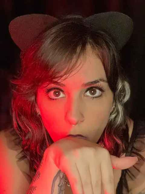 Sara Baggins on OnlyFans