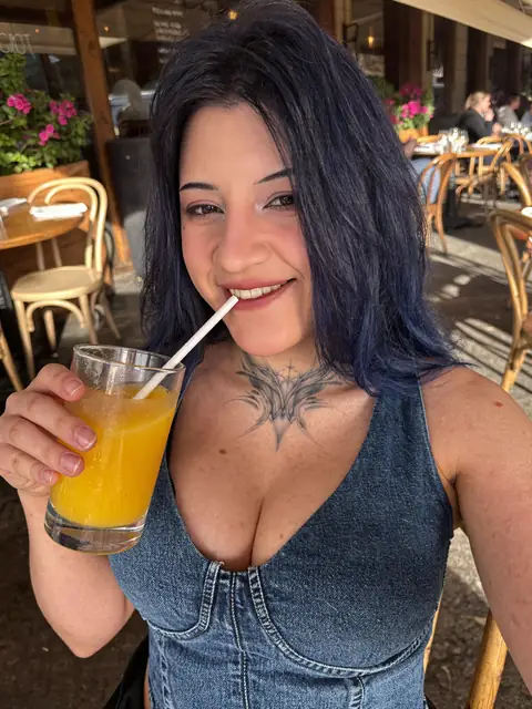 Sandra Thorn on OnlyFans