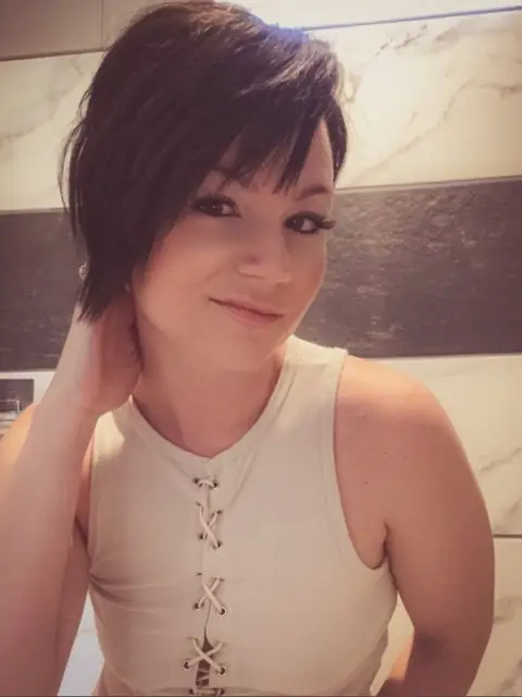 Sabrina OnlyFans profile