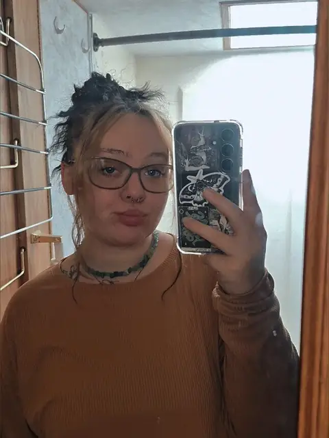 Rose OnlyFans profile