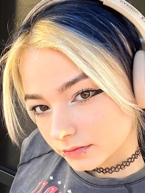 Alisa D on OnlyFans