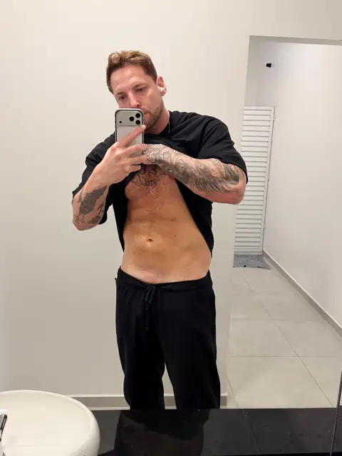 Ale Siewert on OnlyFans