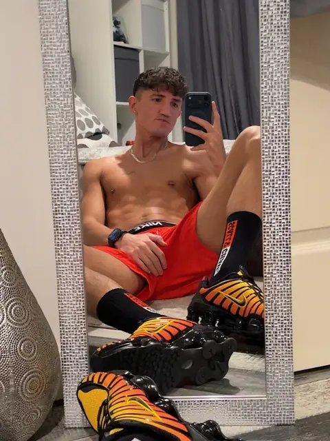 Nathan Cross on OnlyFans