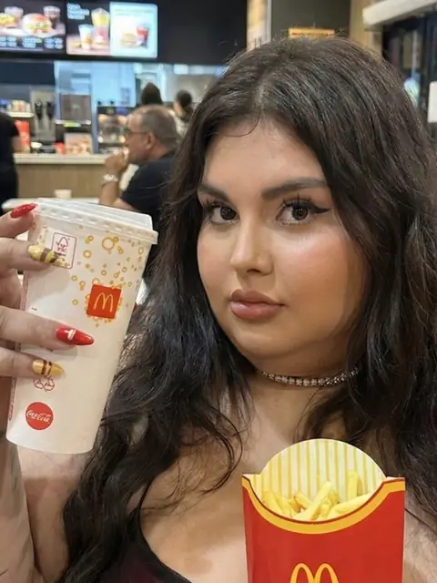 Cami Caramel Latina on OnlyFans