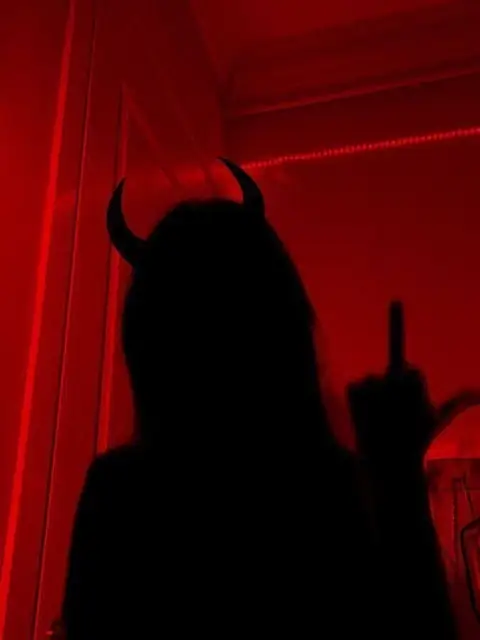 Marielx on OnlyFans