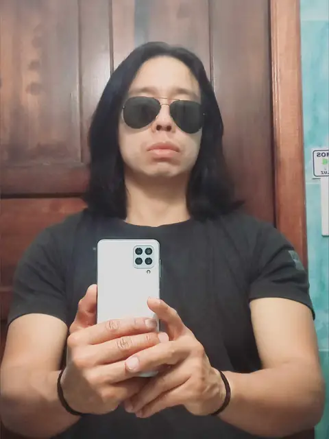 carlos on OnlyFans