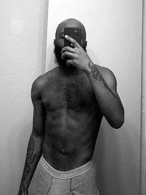 LUH NIGGA WITH BIG SHITZ on OnlyFans