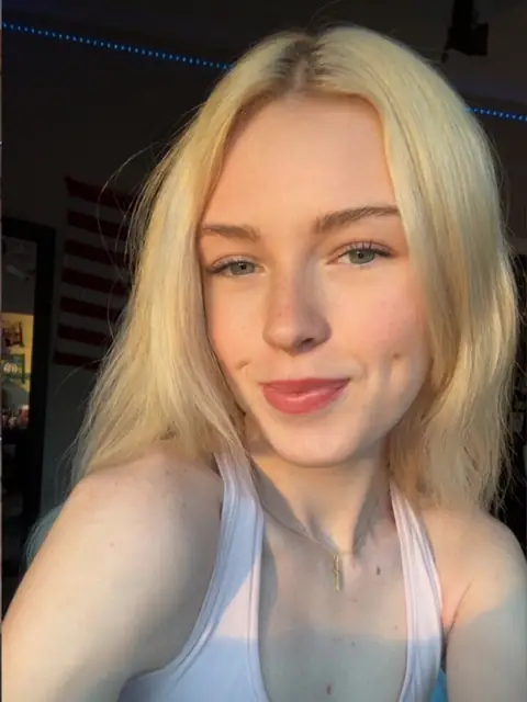 Rylee on OnlyFans