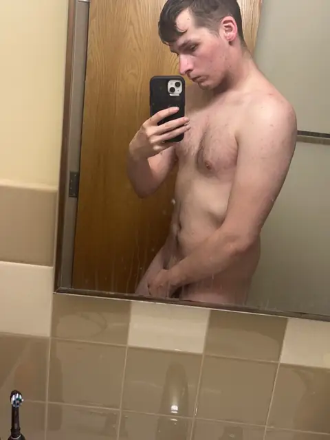 PlayBoyDaddy21 on OnlyFans