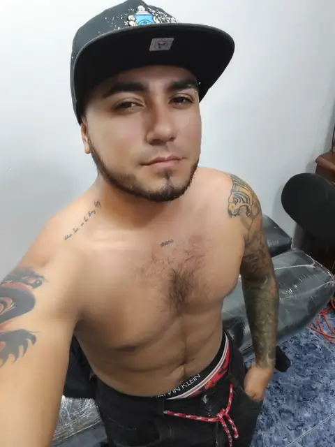 Oscar @89 on OnlyFans