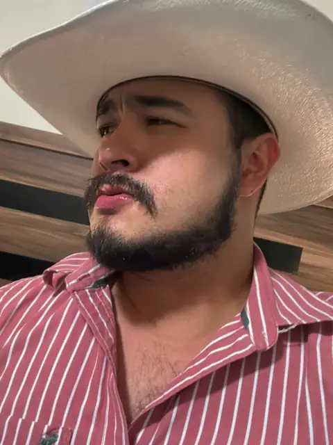 Chinolo on OnlyFans
