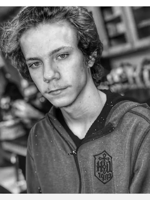 Spenc on OnlyFans