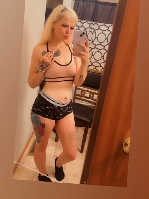Ch3vviGurl OnlyFans profile
