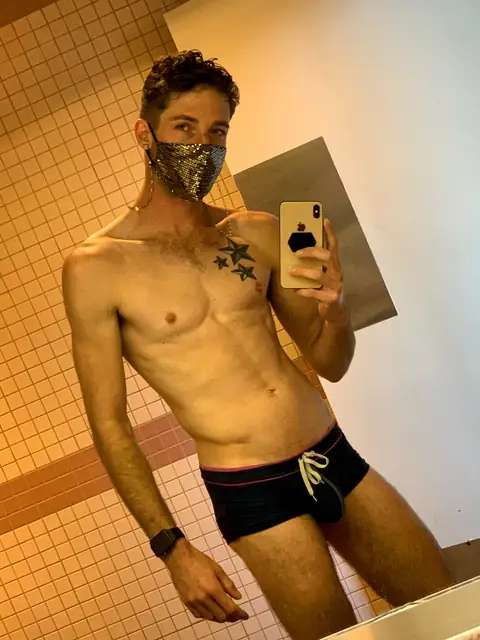 Dyllin Mon t on OnlyFans