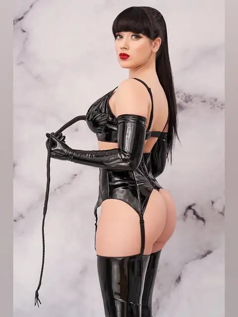 Mistress Felina on OnlyFans