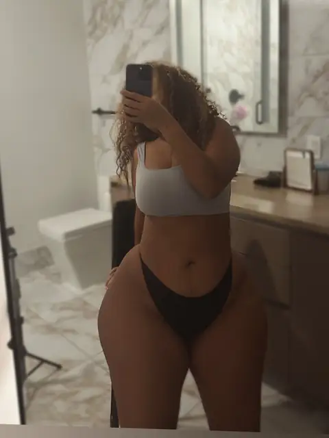 Roro on OnlyFans