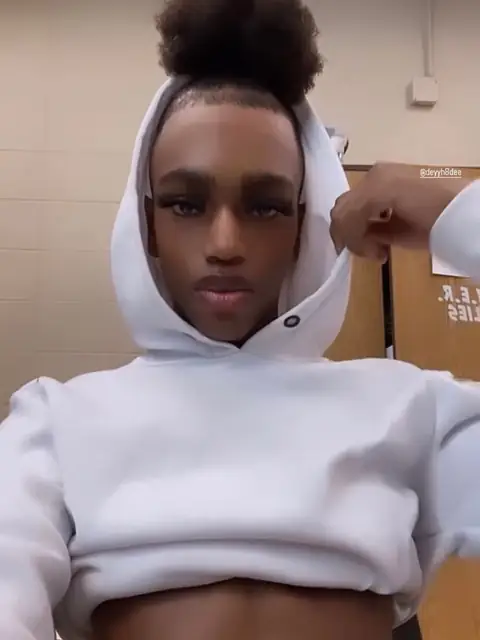 Deluxcioussbratz OnlyFans profile