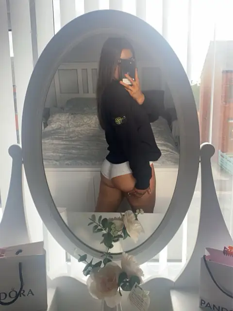 Megan wardle VIP on OnlyFans
