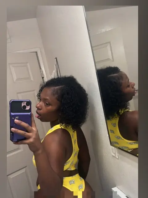 DeeDee on OnlyFans