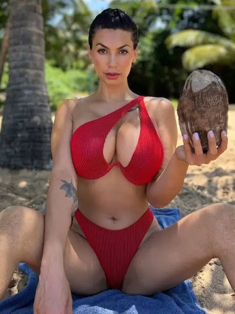 Nikkie Sin on OnlyFans