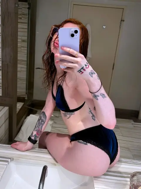 natalie on OnlyFans