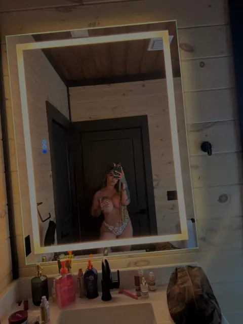 Angel OnlyFans profile