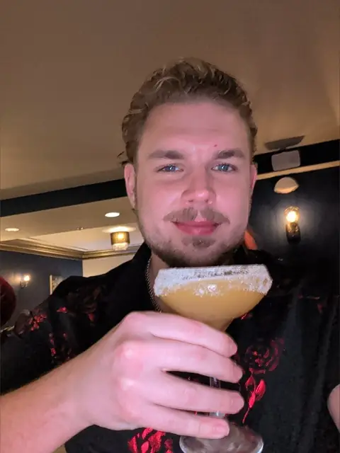 Cole OnlyFans profile