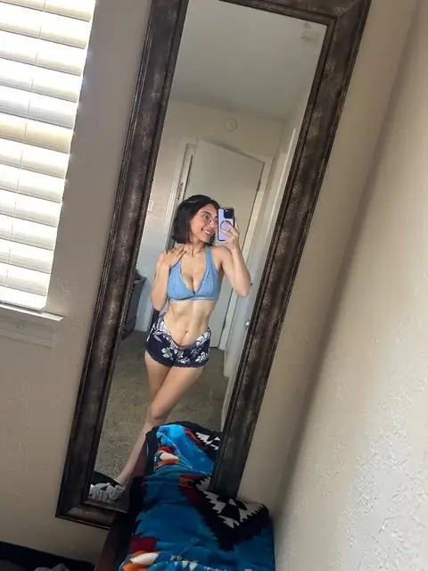 Rose on OnlyFans