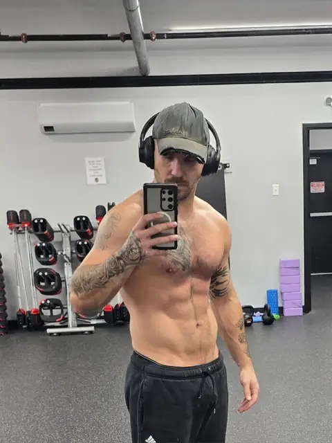 Logan OnlyFans profile