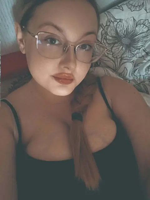 VoluptuousQueen OnlyFans profile