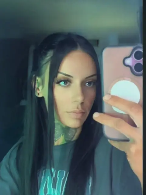 Sarah Marie on OnlyFans