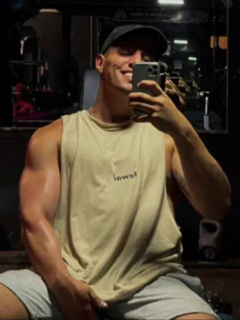 Nicolasokk on OnlyFans